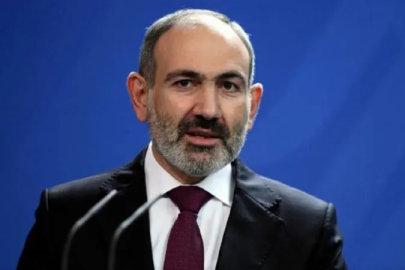 Paşinyan: Ermenistan Anayasası değişmeli