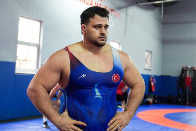 Rıza Kayaalp finale yükseldi! Rakibi yenilgiyi hazmedemedi, tokat attı