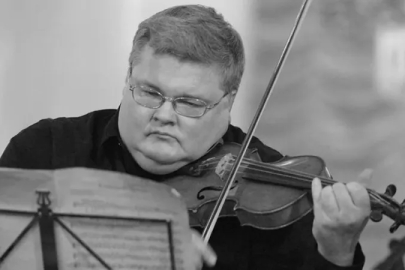 Ünlü Rus sanatçı Türkiye'ye gelirken hayatını kaybetti