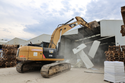 Bursa Nilüfer’de kaçak yapılar yerle bir edildi!
