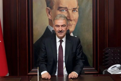 Bursa Valisi Ayyıldız'dan 23 Nisan Ulusal Egemenlik ve Çocuk Bayramı mesajı