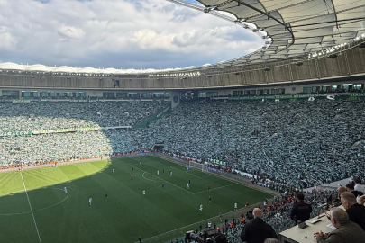 Bursaspor’un kupa töreni 16.00’da!