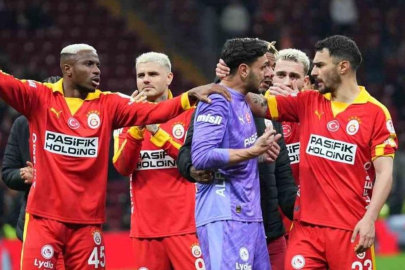 Herkes tepki göstermişti! Osimhen'den o isme destek paylaşımı