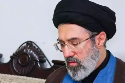 New York Times'tan çarpıcı iddia! İran'ın yeni lideri Mücteba Hamaney bir bacağını kaybetti