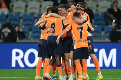 Başakşehir golcüleriyle şov yaptı, sahasında 4 attı
