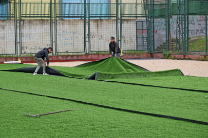 Bursa'da Bağlarbaşı spor tesisleri yenileniyor