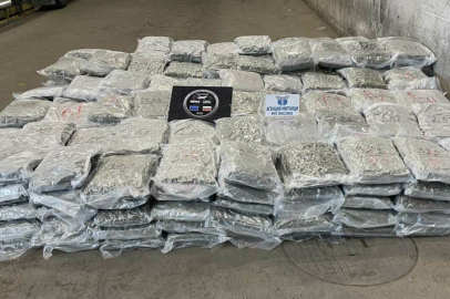 Edirne sınırında dev operasyon: Çamaşır makinesine gizlenmiş 363 kilo eroin ele geçirildi