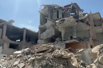 Lübnan'da siviller, ateşkesin uzatılmasının ardından yıkıma rağmen güneydeki evlerine dönüyor