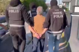 Uyuşturucu ticareti suçundan kırmızı bültenle aranan Hindistan uyruklu zanlı İstanbul'da yakalandı