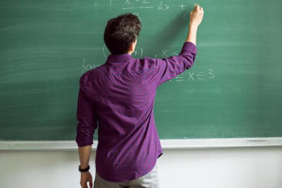 Yer değiştirme isteyen öğretmenler için başvuru takvimi belli oldu