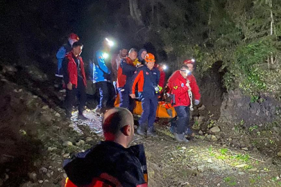 30 metrelik uçurumdan düştü, ekipler seferber oldu