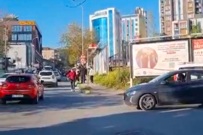 İstanbul Maltepe’de sürücüyü darbedip motosikletine el koydular