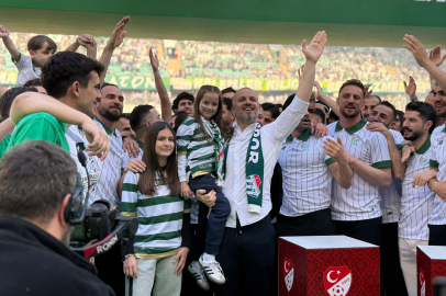 Mustafa Er kürsüye çıktı! Kupa töreninde gurur ve duygu bir arada...