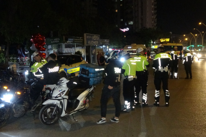 Adana'da kural tanımaz motosiklet sürücülerine 498 bin TL ceza
