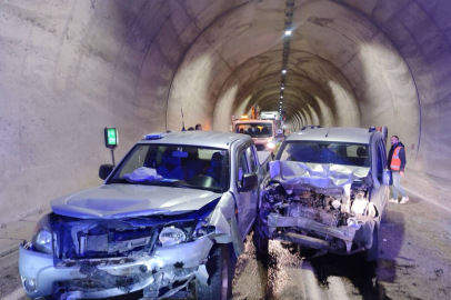 Artvin’de tünelde kaza: 7 yaralı