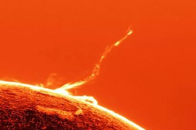 Güneş'te üst üste patlamalar!