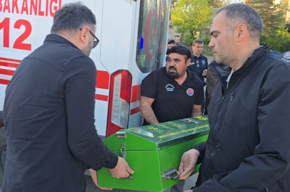 Malatya'da yola fırlayan 3 yaşındaki Aybars servis aracının altında can verdi