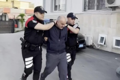 Adana'da sahipsiz köpeği sopayla döven şahıs gözaltına alındı