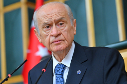 Bahçeli: Dava arkadaşlarımızın farklı mecralara savrulması yükümüzün ağırlığını gösteriyor