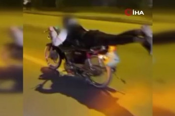 Bursa'da motosiklet üzerinde tehlikeli şov!