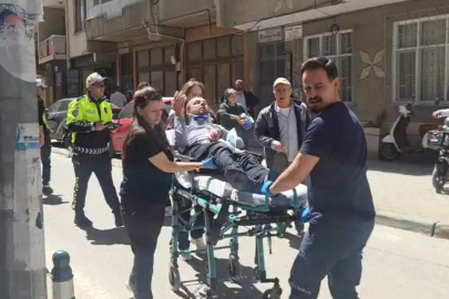 Bursa'da yayaya çarpmamak için manevra yapan motosikletli kaza yaptı!