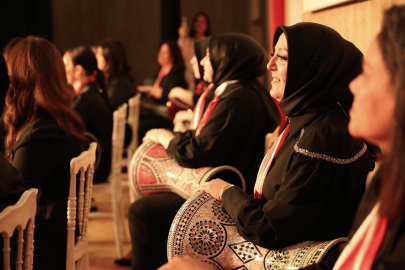 Bursa Osmangazi’de kadınlardan muhteşem ritim gösterisi