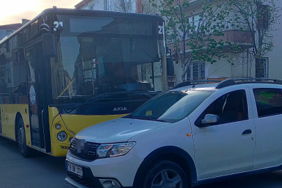 Çorum’da halk otobüsü ile otomobil çarpıştı: 4 yaralı