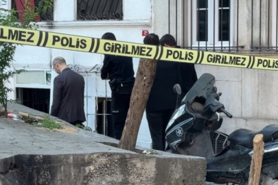 İstanbul Beyoğlu'nda bir kişi apartman dairesinde ölü bulundu