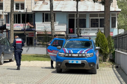 Adana'da sosyal medya hesabından tehdit paylaşımları yapan öğretmen akıl hastanesine yatırıldı