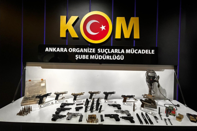 Ankara'da silah kaçaklığı operasyonunda gözaltına alınan 8 şüpheliden 4'ü tutuklandıv