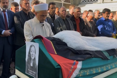 Bursa'da cinayet kurbanı avukat Hatice Kocaefe son yolculuğuna uğurlandı