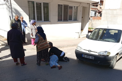 Bursa'da yolun karşısına geçerken ticari aracın çarptığı yaşlı kadın hayatını kaybetti