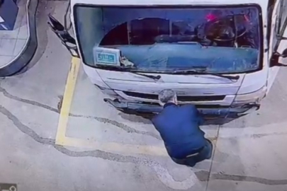 Bursa'da zabıtadan çevreyi kirletenlere film gibi müdahale!