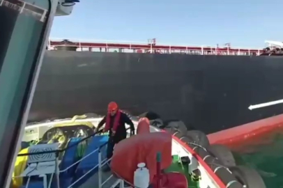 Çanakkale'de sürüklenen tanker demirletildi