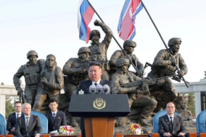 Kim Jong-Un açıkladı! 'Kendilerini patlatarak şehit oldular'