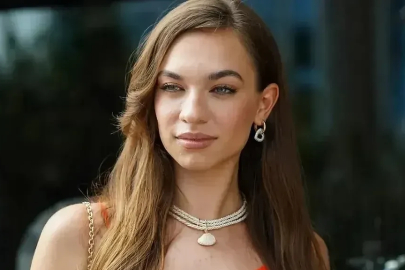 Eylül Tumbar'dan şaşırtan 'Kadın' çıkışı