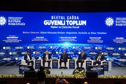 İletişim Başkanlığından "Dijital Çağda Güvenli Toplum: Riskler ve Çözümler Paneli"