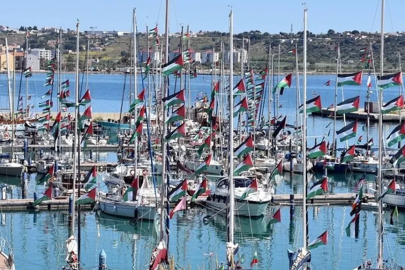 İsrail Dışişleri Bakanı açıkladı: Küresel Sumud Filosu'nda alıkonulan aktivistler Yunanistan'a teslim edilecek