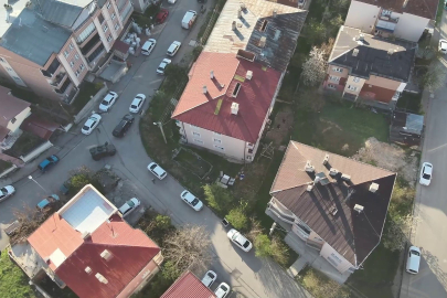 Siber suç makineleri 50'den fazla dosyadan aranıyordu, Sivas'ta yakalandılar