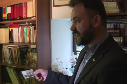 Biriktirdiği fotoğraflarla "Eski Bursa"yı gözler önüne seriyor