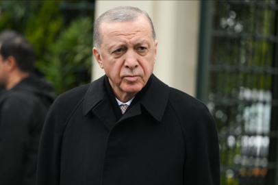 Erdoğan, cuma namazını Hz. Ali Camisi'nde kıldı
