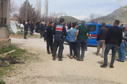 Kayseri'de evli olduğu kadını öldürüp intihar etti