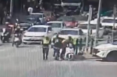 Kayseri'de kuryeyi polisin ‘heimlich’ manevrası kurtardı