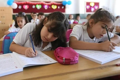 Ara tatil kaldırılıyor mu? Bakan Tekin açıkladı