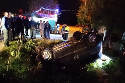 Kastamonu’da köpeğe çarpan otomobil kanala uçtu: 2 yaralı