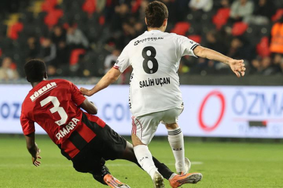 Salih Uçan'dan rest! "Burası Beşiktaş, kimse bırakamaz"