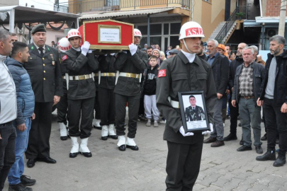 Trafik kazasında hayatını kaybeden uzman çavuş son yolculuğuna uğurlandı