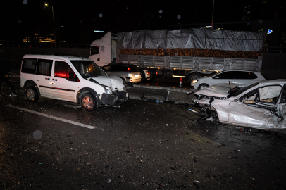 Ankara'da zincirleme trafik kazasında 8 kişi yaralandı