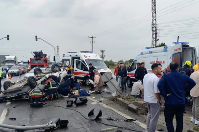 Aydın'da takla atan otomobil ters döndü: 2'si çocuk 5 yaralı