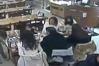 Bursa’da küçük kızın hayatını Heimlich manevrası kurtardı
